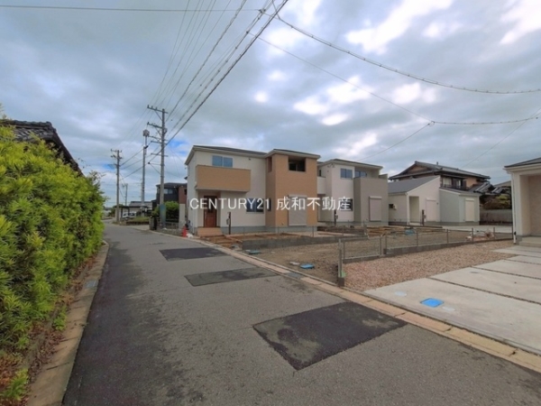 西尾市巨海町南浜田の新築一戸建