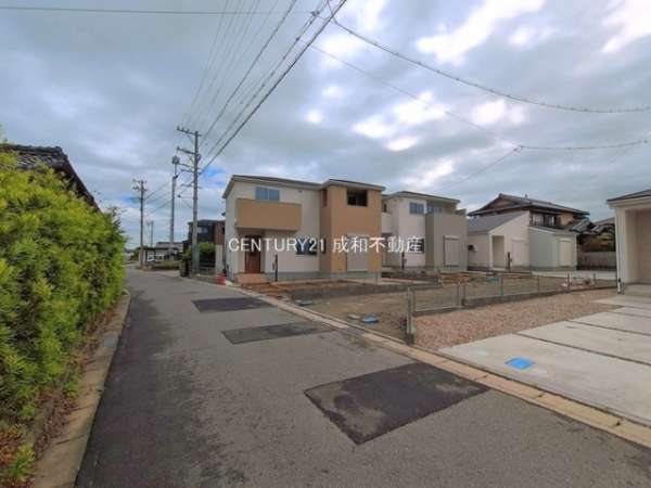 西尾市巨海町南浜田の新築一戸建