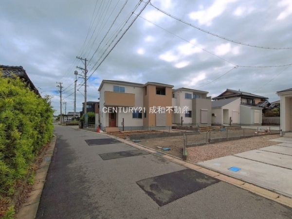 西尾市巨海町南浜田の新築一戸建