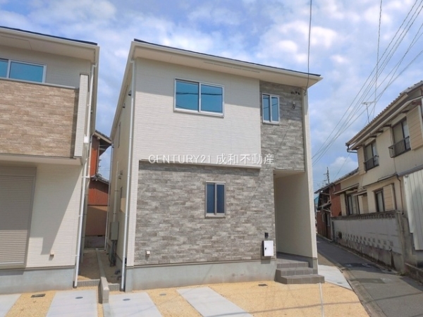 名古屋市中川区下之一色町字操出の新築一戸建