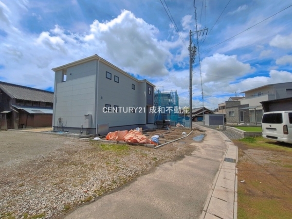 海部郡蟹江町大字須成字川西上の新築一戸建