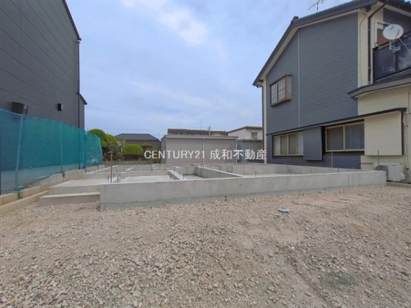 豊橋市三本木町字元三本木の新築一戸建