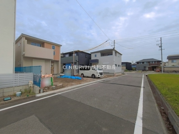 碧南市伊勢町１丁目の新築一戸建
