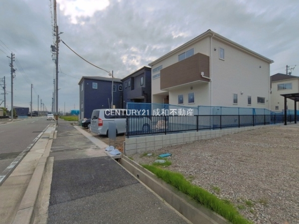 碧南市伊勢町１丁目の新築一戸建