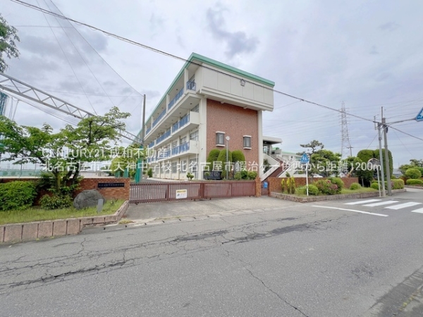北名古屋市鍜治ケ一色西一丁目の新築一戸建(北名古屋市立天神中学校)
