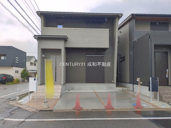 春日井市中切町２丁目の新築一戸建