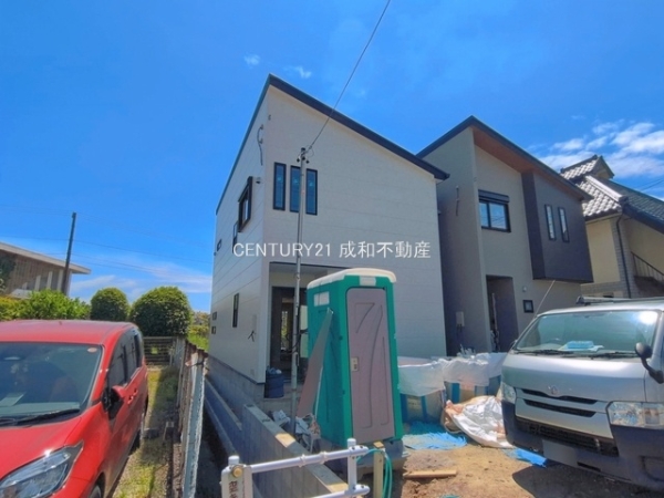 小牧市小牧２丁目の新築一戸建