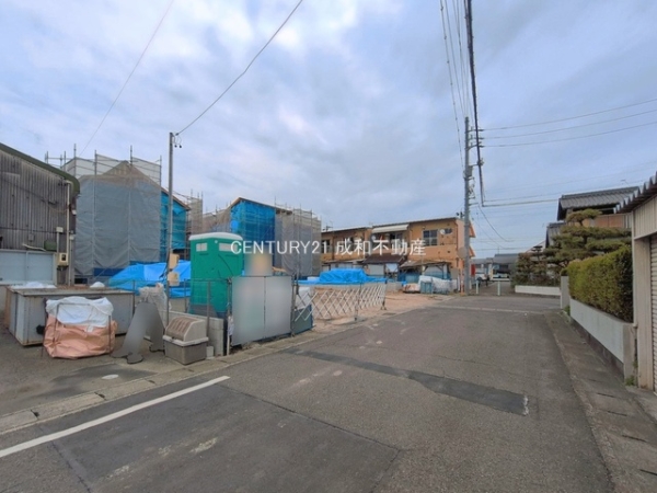 小牧市中央３丁目の新築一戸建