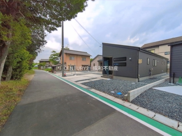 稲沢市平和町法立北瀬古の新築一戸建