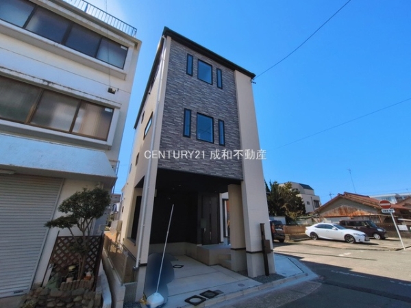 名古屋市中村区荒輪井町２丁目の新築一戸建