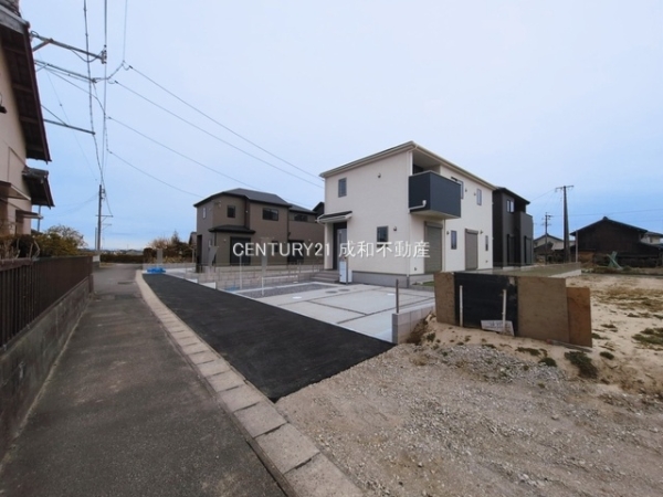 愛西市大井町浦田面の新築一戸建