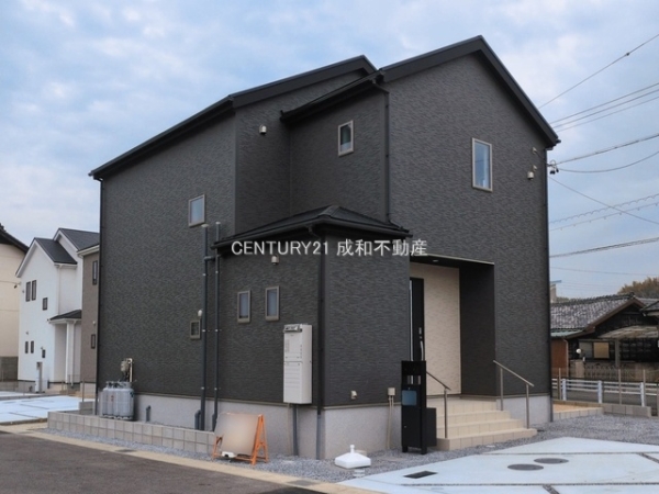 常滑市小倉町８丁目の新築一戸建