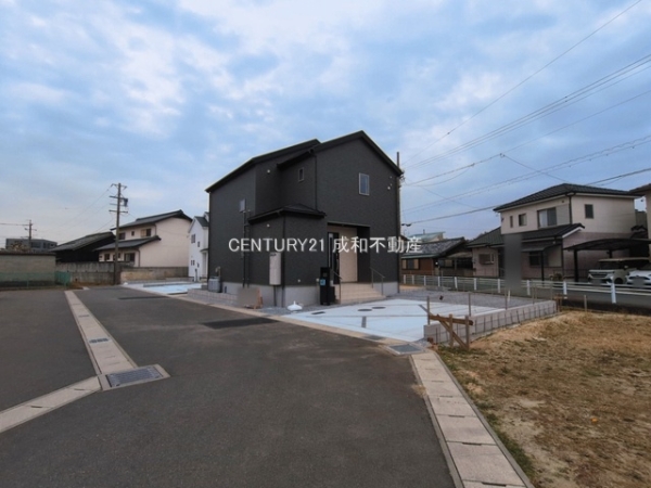 常滑市小倉町８丁目の新築一戸建
