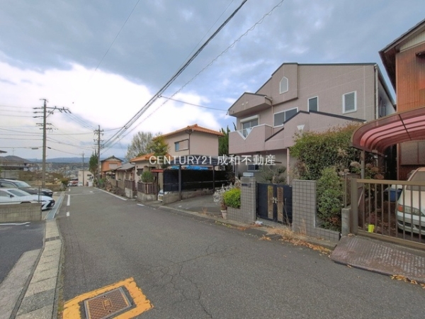 瀬戸市城ケ根町の中古一戸建