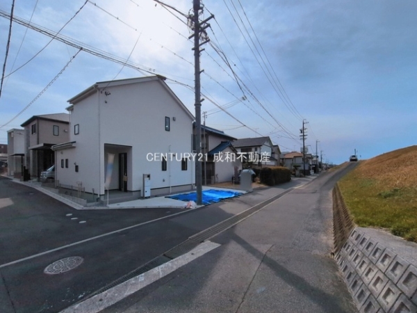 名古屋市中川区下之一色町字松蔭５丁目の新築一戸建