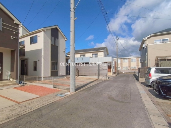 半田市上池町２丁目の中古一戸建