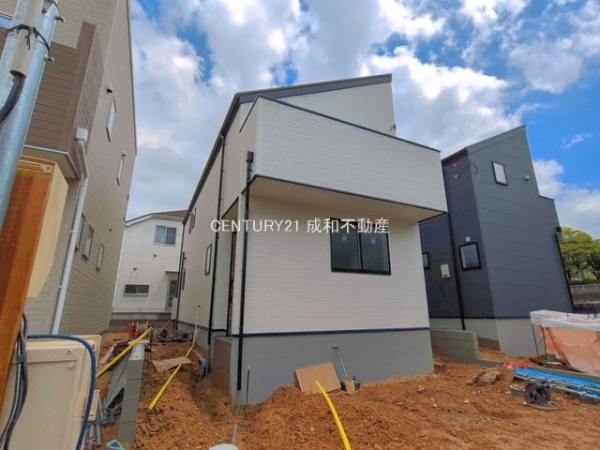 名古屋市天白区山根町の新築一戸建