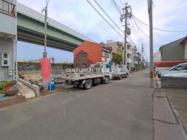 名古屋市中川区九重町の新築一戸建