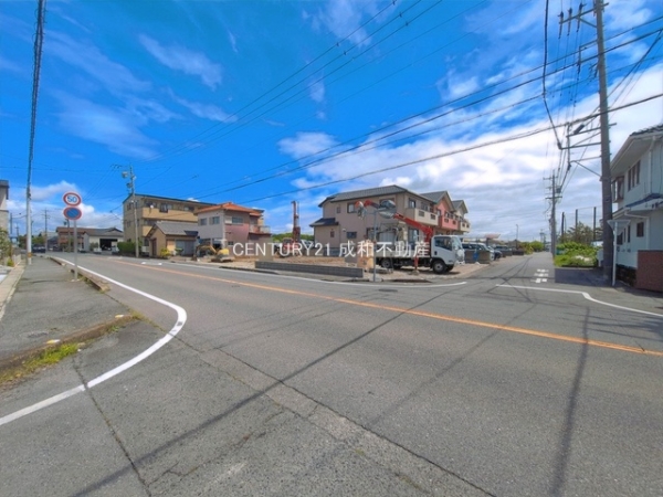 津島市新開町３丁目の新築一戸建