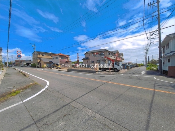 津島市新開町３丁目の新築一戸建