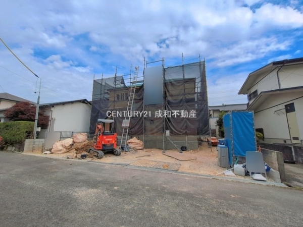 春日井市東山町５丁目の新築一戸建
