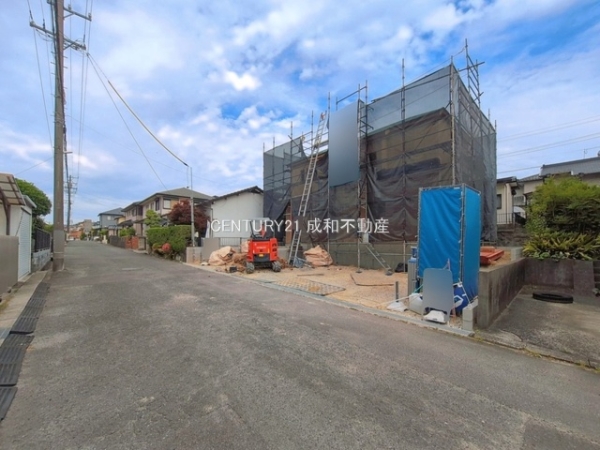 春日井市東山町５丁目の新築一戸建