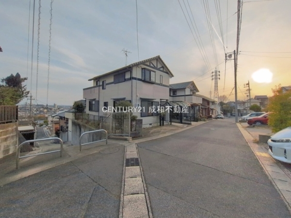 瀬戸市水無瀬町の中古一戸建