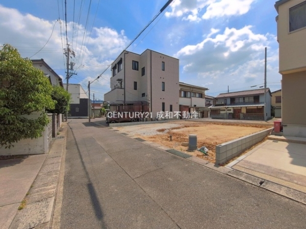 春日井市大手田酉町３丁目の新築一戸建