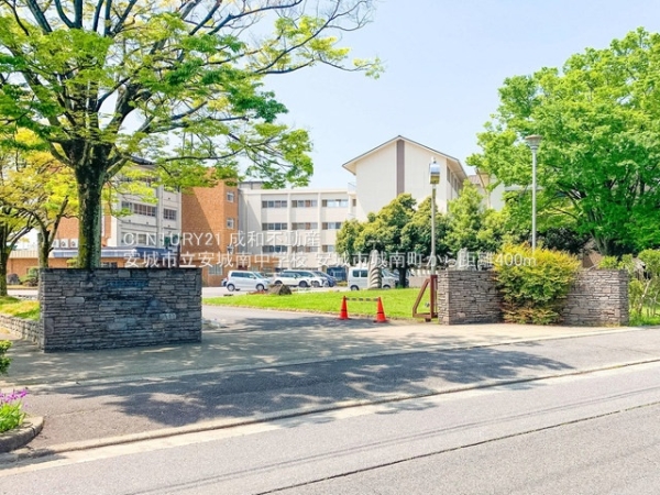 安城市城南町２丁目の新築一戸建(安城市立安城南中学校)