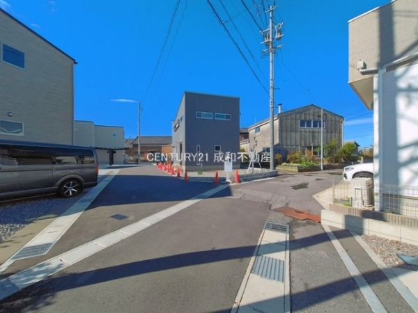 刈谷市小垣江町半崎の新築一戸建