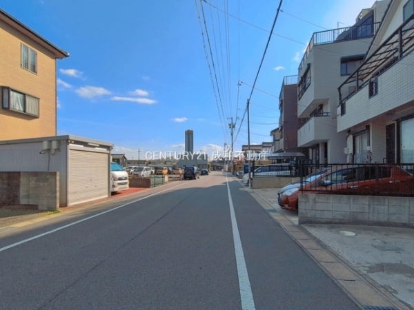 岡崎市上六名２丁目の中古一戸建て