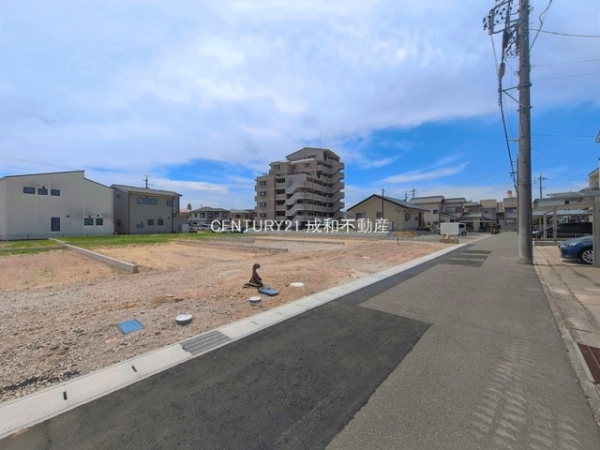 春日井市上条町８丁目の新築一戸建