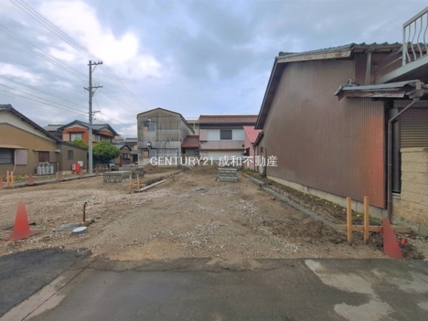 一宮市小信中島字宮前の新築一戸建