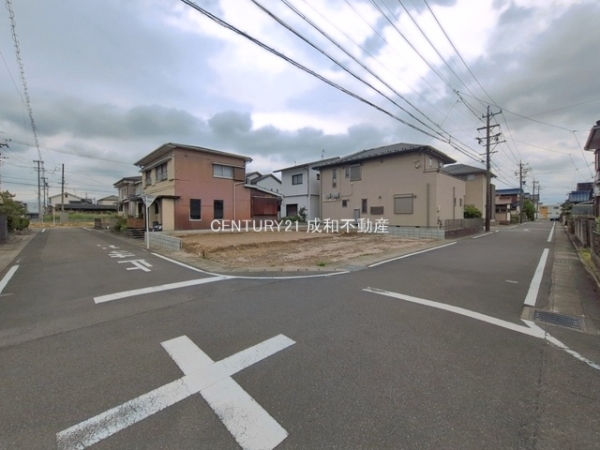 一宮市浅井町小日比野字上牧の新築一戸建