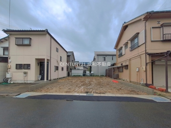 春日井市新開町字新開の新築一戸建