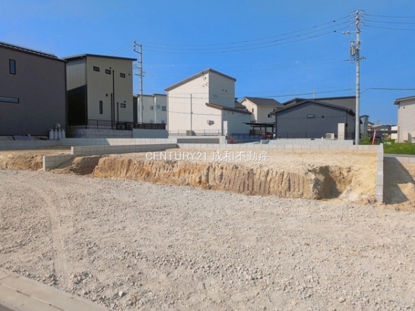 知多市新知字南新生の新築一戸建