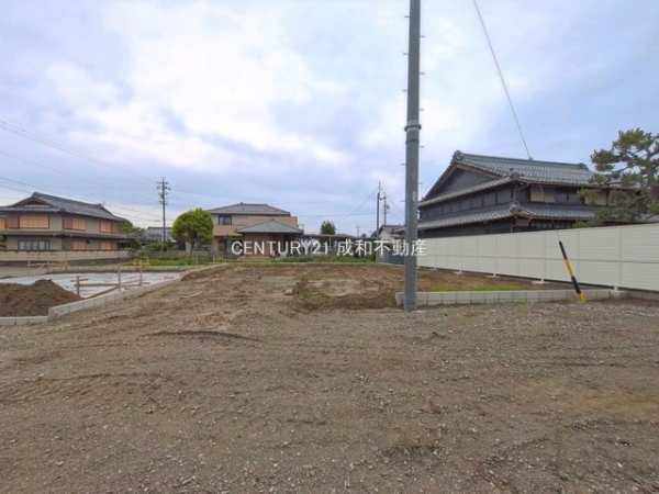 稲沢市平和町法立北瀬古の新築一戸建
