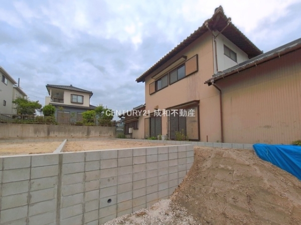 愛知郡東郷町御岳２丁目の新築一戸建
