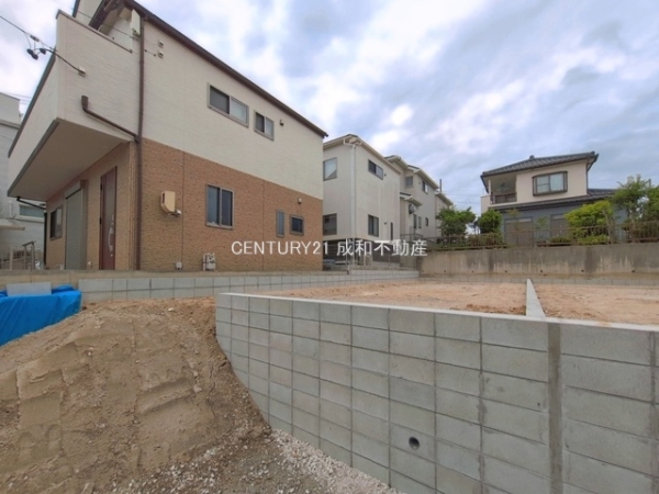 愛知郡東郷町御岳２丁目の新築一戸建