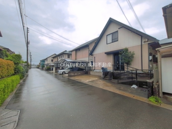 愛西市町方町彦作堤内の中古一戸建