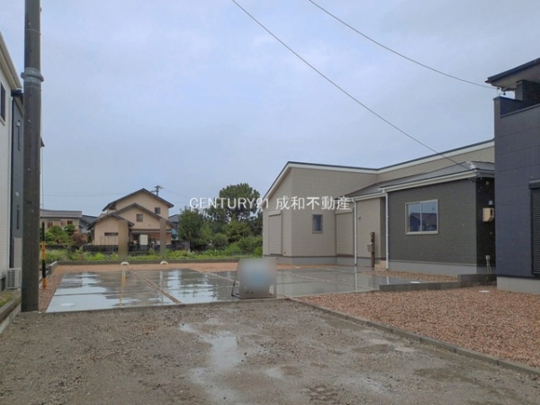 西尾市一色町松木島中切の新築一戸建