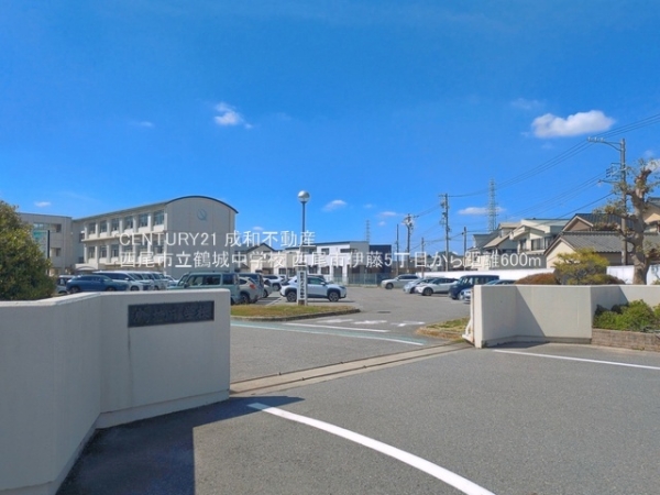 西尾市伊藤５丁目の中古一戸建て(西尾市立鶴城中学校)