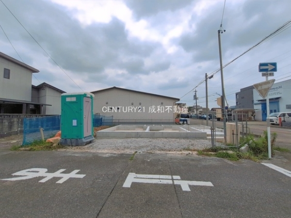 春日井市鳥居松町２丁目の新築一戸建