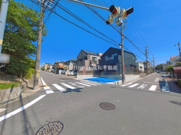 名古屋市緑区鳴丘２丁目の新築一戸建
