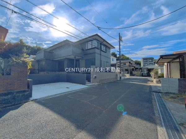 瀬戸市上之山町３丁目の中古一戸建