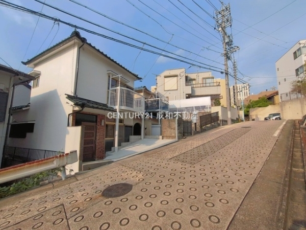 名古屋市千種区池園町２丁目の中古一戸建
