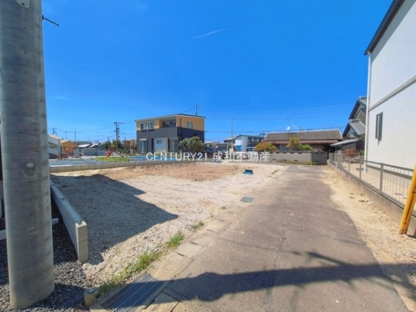 小牧市藤島町居屋敷の新築一戸建