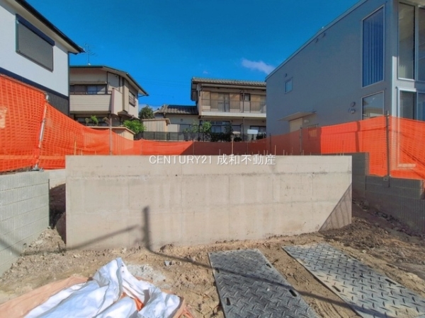 知多市八幡字曽山の新築一戸建