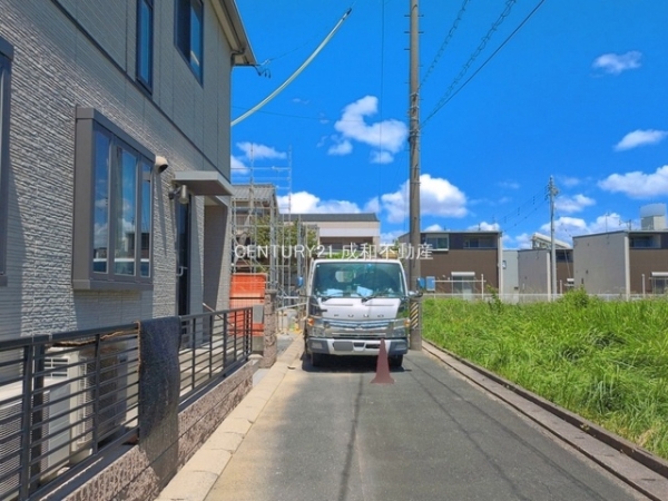 豊橋市新栄町字南小向の新築一戸建