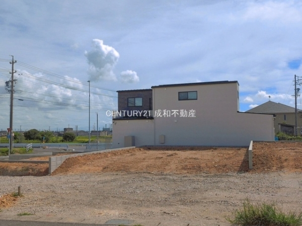 知多郡武豊町大字冨貴字新薄里の新築一戸建